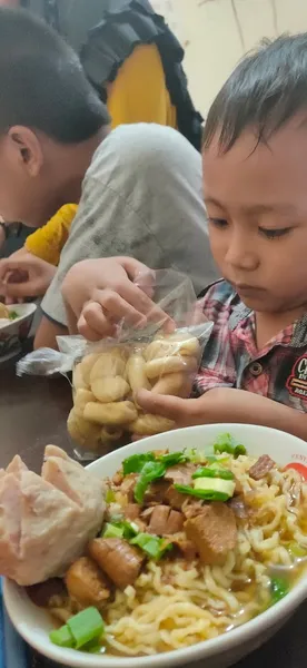 Bakso & Mie Ayam Mas Gun