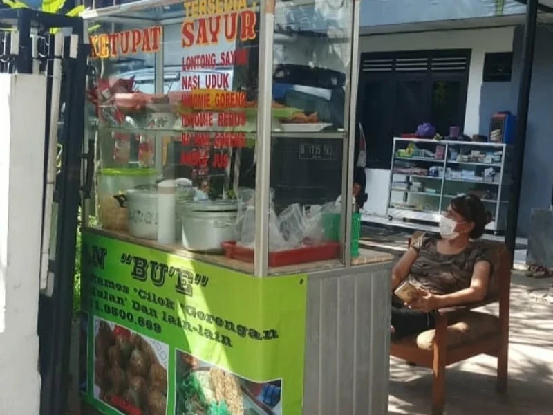 Kedai Bu'E "Makanan dan Minuman"