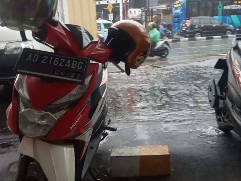 Rumah Makan Padang Ampera Jaya Sinar Tanjung