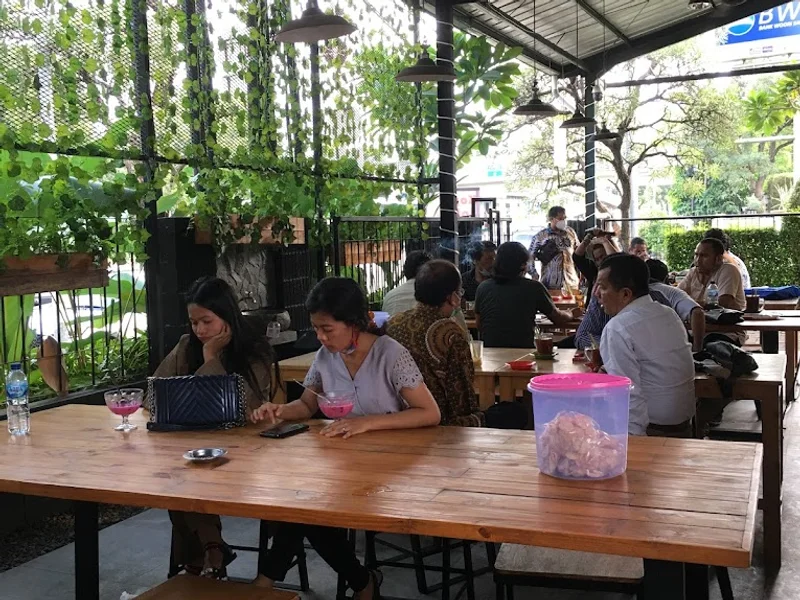 Zona Food Teras Asabri Cililitan