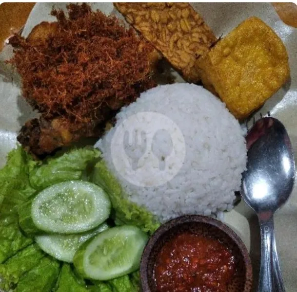 Ayam Goreng lengkuas/laos