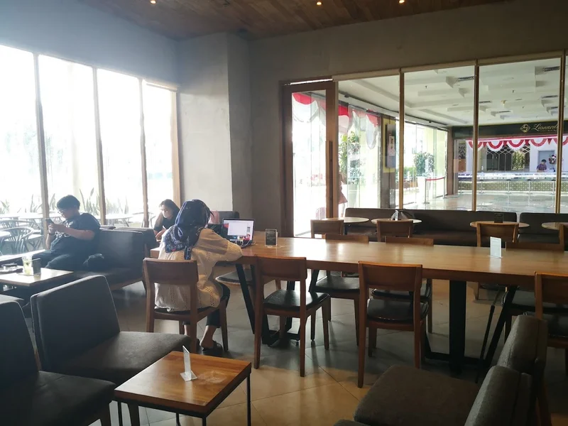 Starbucks Coffee - Cijantung Mall