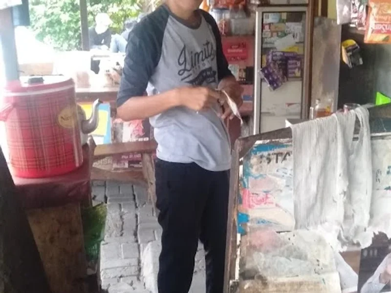 Warung Belakang (Warbel)