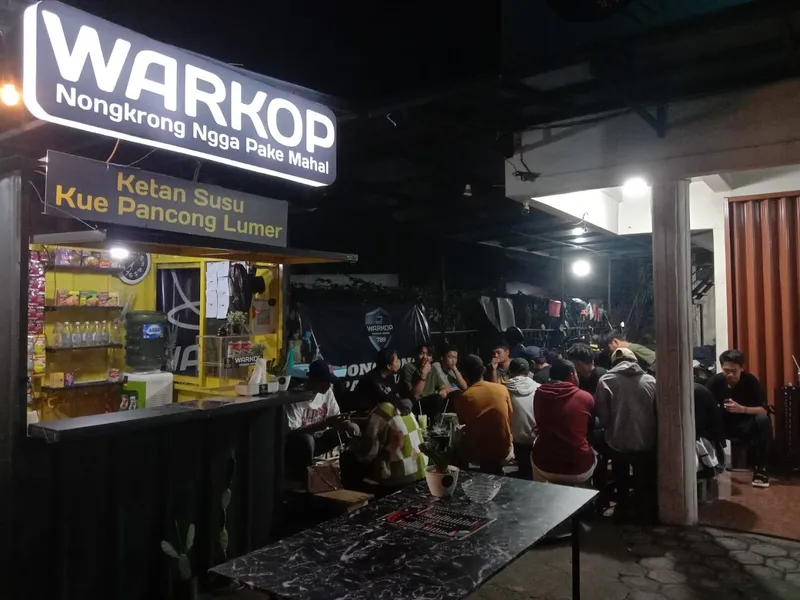 Warkop pondok ngopi 789 ( nongkrong ga pake mahal)