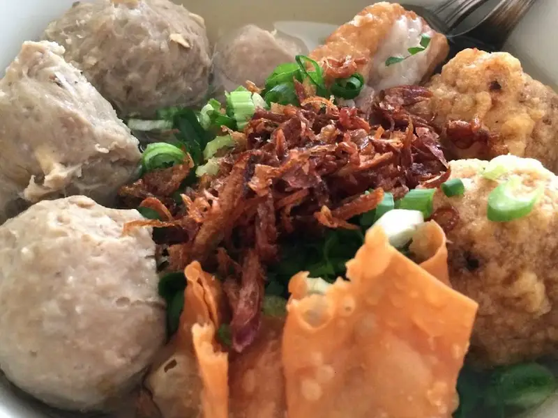 Bakso Bakwan Malang Cak Su Kumis