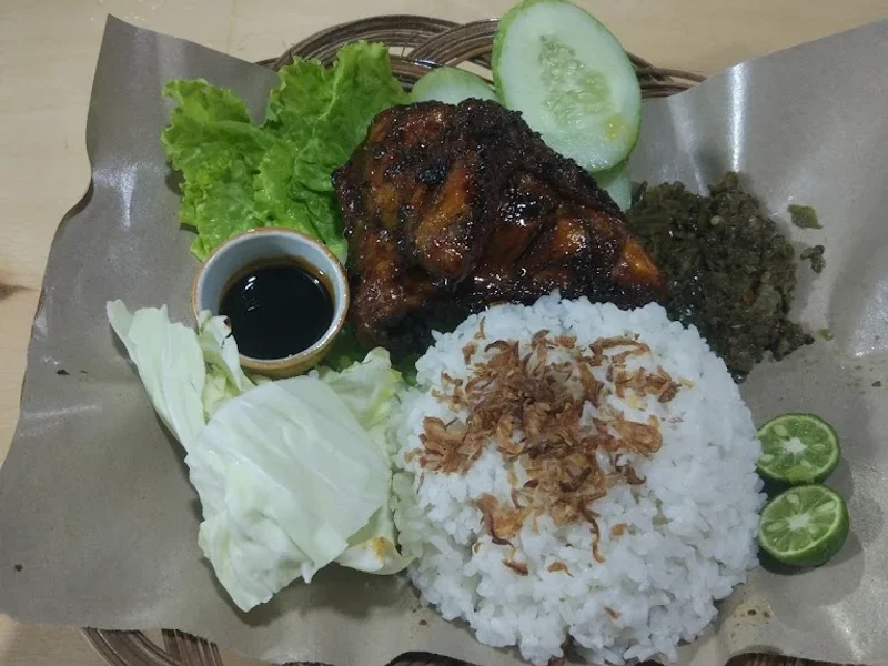 Ayam Bakar & Goreng Sambal Hijau Mas Adi