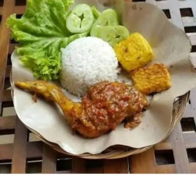 Ayam Bakar Mba Eka