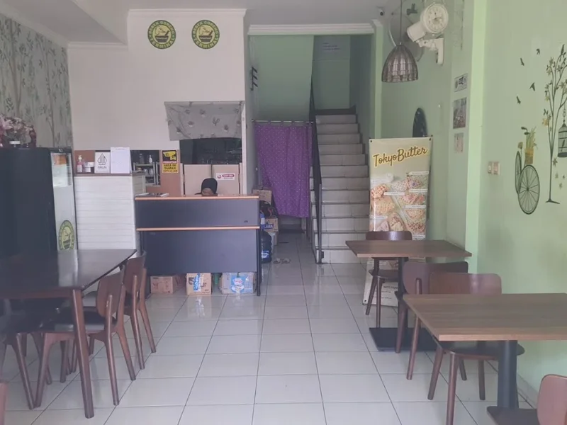 Ornament Cafe & Barbershop (soon)