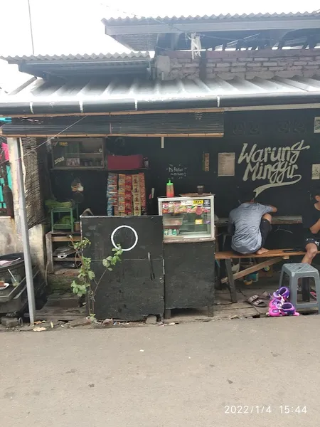 Warung Minggir