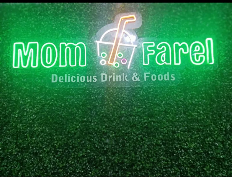 cafe mom farel