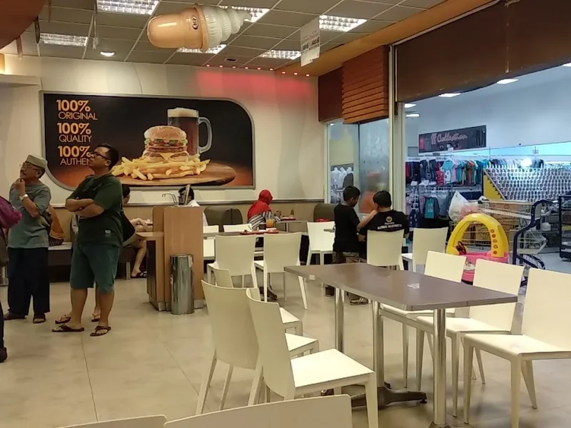 A&W Restoran - Giant Ujung Menteng