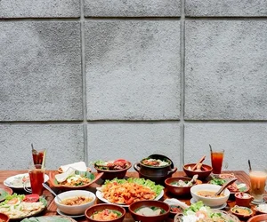 tempat makan ayam goreng di Bambu Apus Jakarta Timur