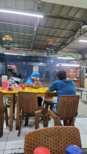 Ayam Penyet dan Soto Ayam Ceker Madura Haji Amin 312 Bambu Apus