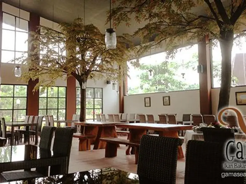 Gama Ikan Bakar & Seafood TMII