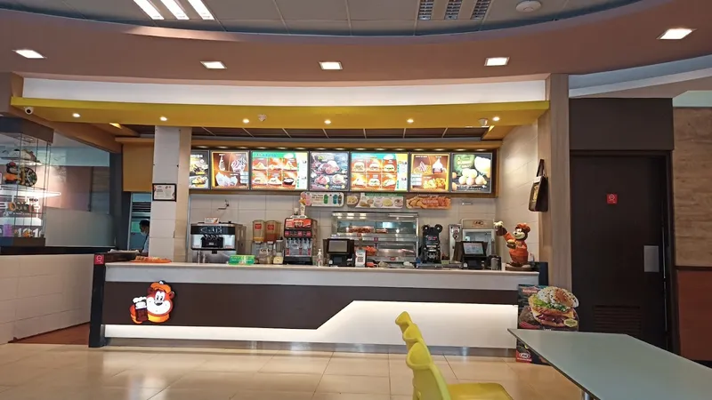 A&W Restoran - Teras Taman Mini