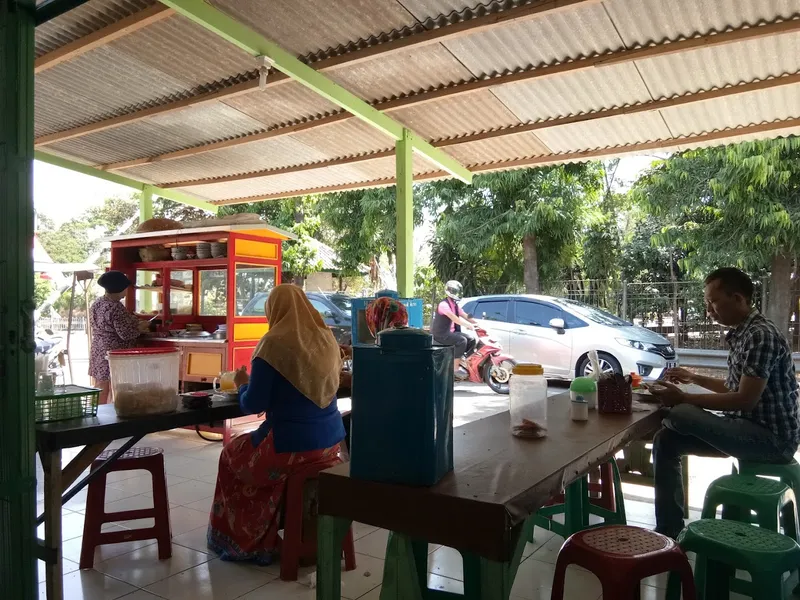 Soto Betawi Bambu Apus