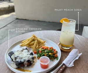 cafe instagramable di Pinang Ranti Jakarta Timur