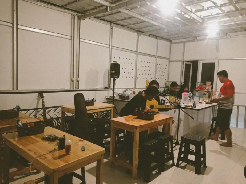 KEDAI MUSTIKA BRAJA