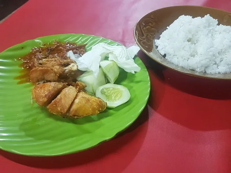 Igun D'Ree AYAM BAKAR BUMBU RUJAK