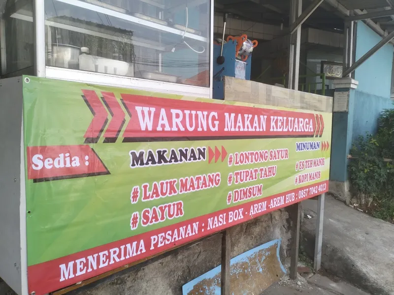 Warung makan keluarga