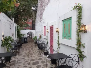 cafe instagramable di Utan Kayu Utara Jakarta Timur