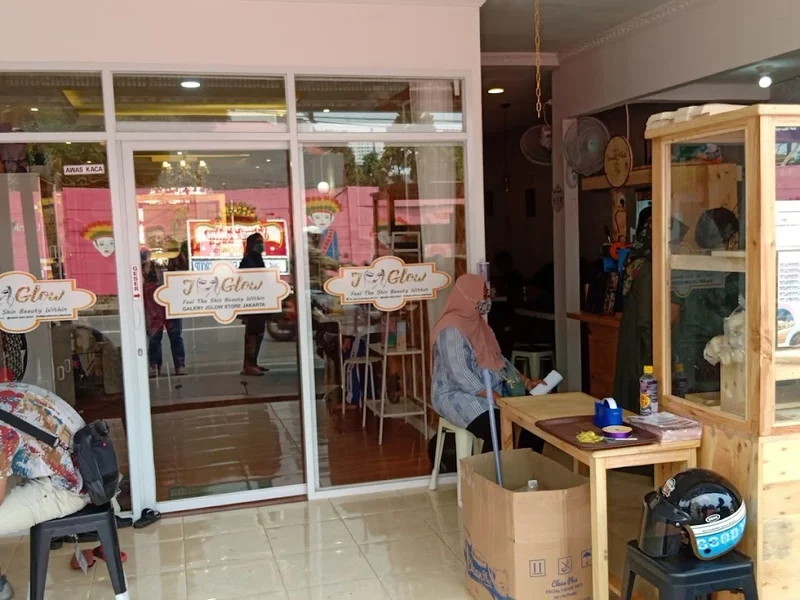 Kopi Pemilik Hati, Utan Kayu