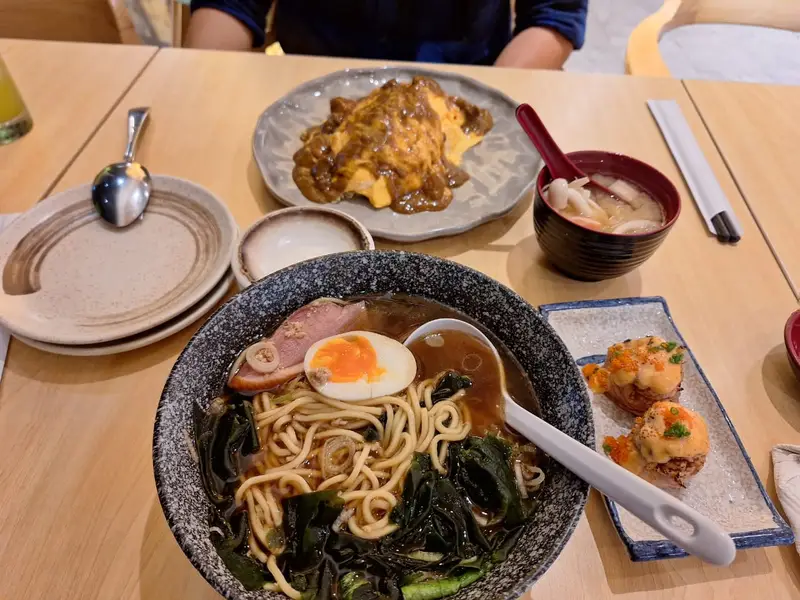 Okinawa Sushi Pakuwon Mall