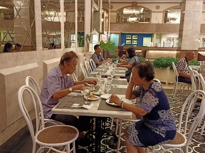 Ming Court Restaurant