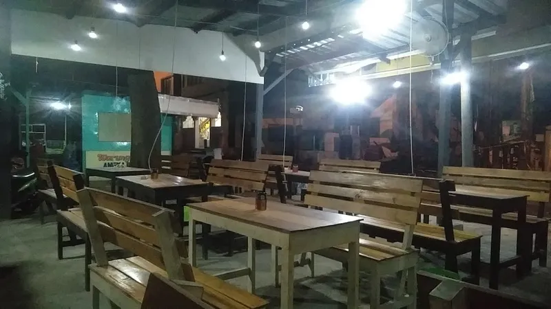 Warung Nasi Bebek Tower Umik Sahar