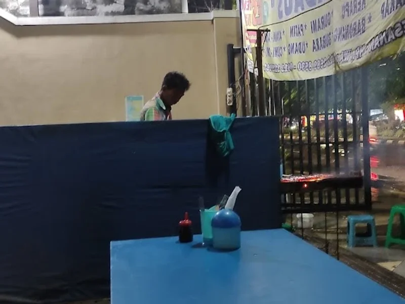 Ikan Bakar dan Sari Laut Al-Firdaus