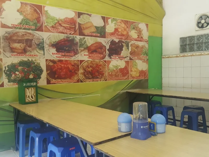Ayam Goreng Kremes Kencana