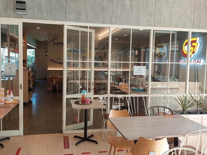 Bakmi GM Graha Family