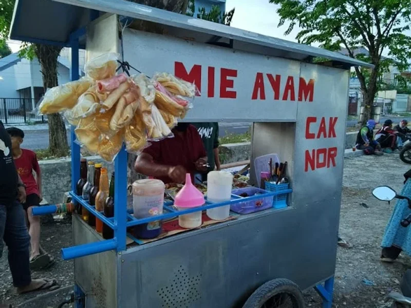 Mie Ayam Cak Nor