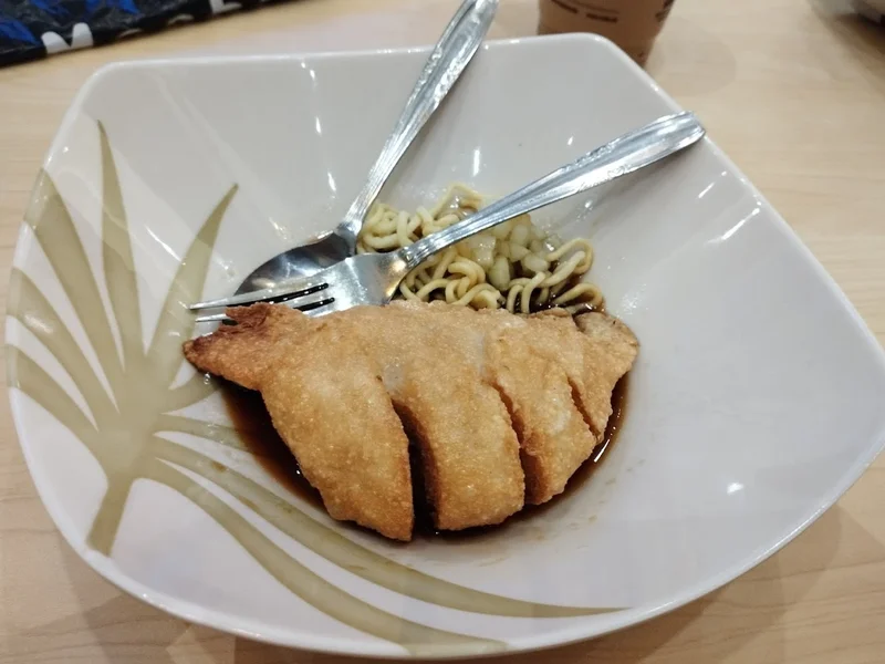 Pempek Palembang Ny. Farina