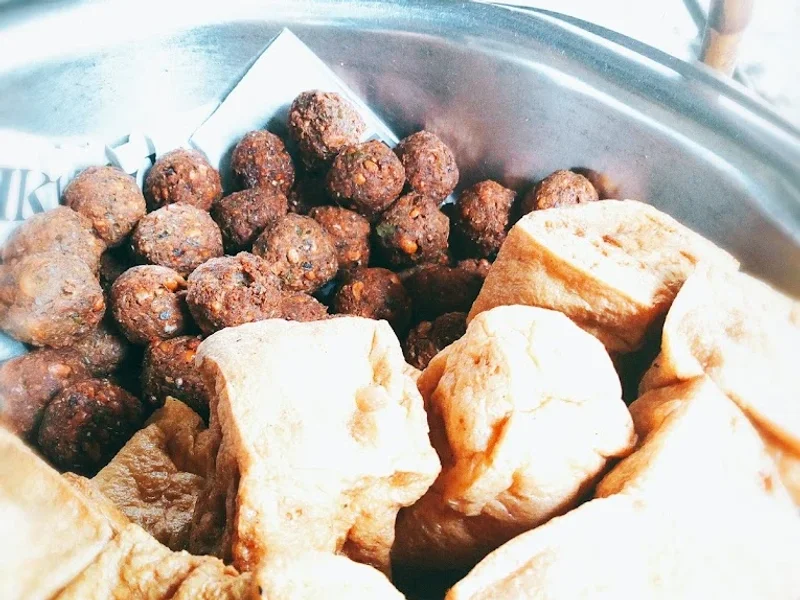 LONTONG BALAP PAK GENDUT SURABAYA