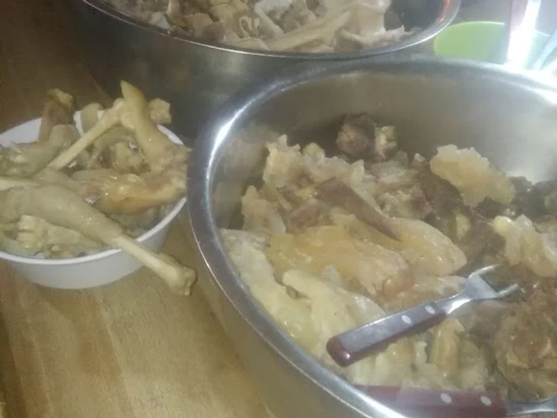 Warung Sop Kaki Kambing Bang Oya