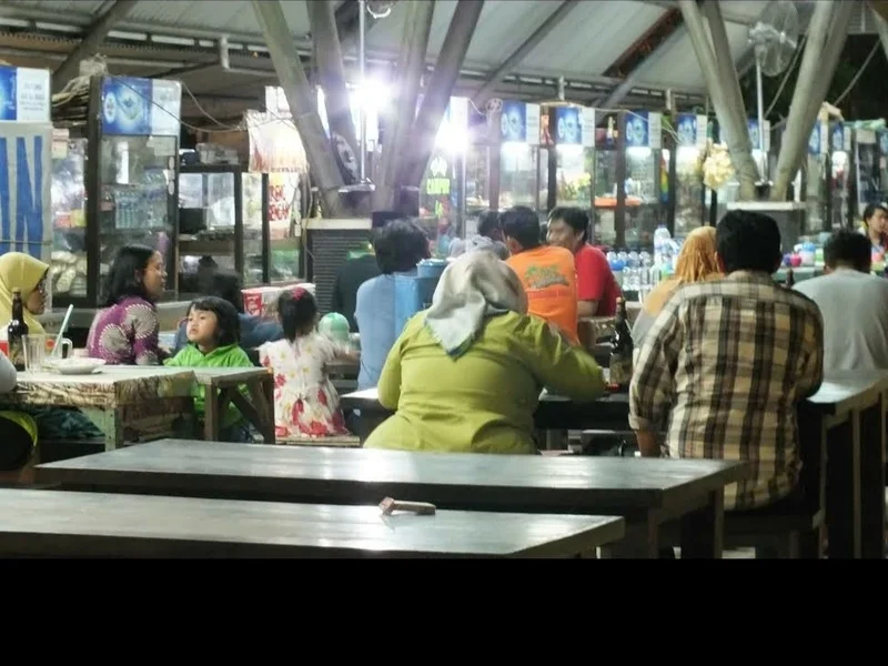 Wisata Kuliner Malam Surabaya