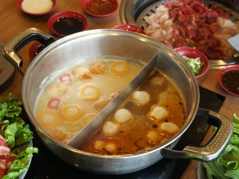 Kakkoii All You Can Eat Japanese BBQ & Shabu-Shabu, Surabaya, Adityawarman