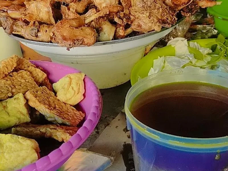 Bebek Goreng Purnama "Asli"