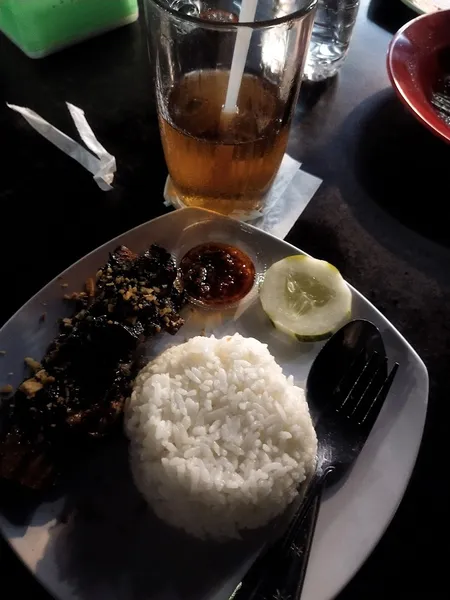 Spesial Iga Sapi Bu Jas