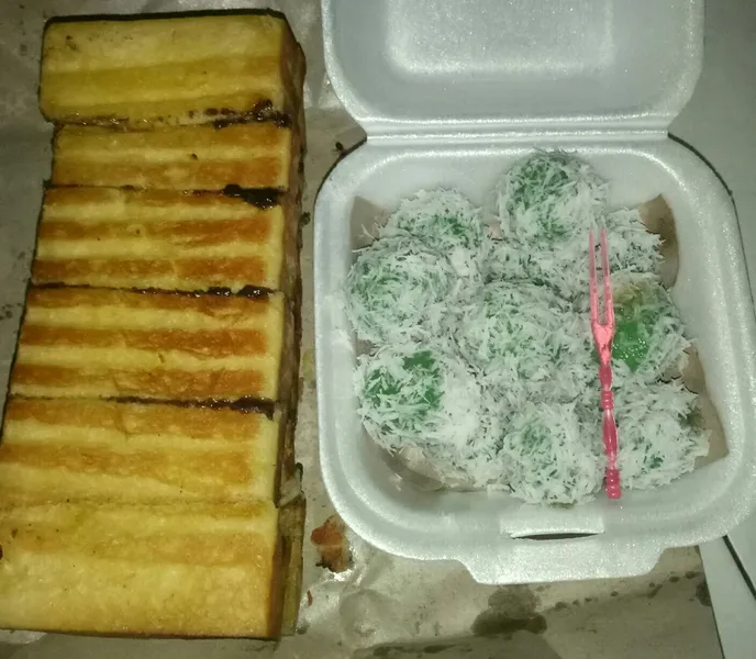 Roti bakar noni