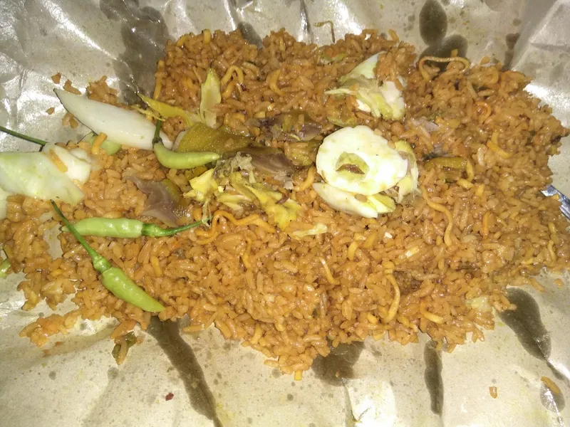 Soto Ayam Lamongan dan Nasi Goreng "CAK GITO"