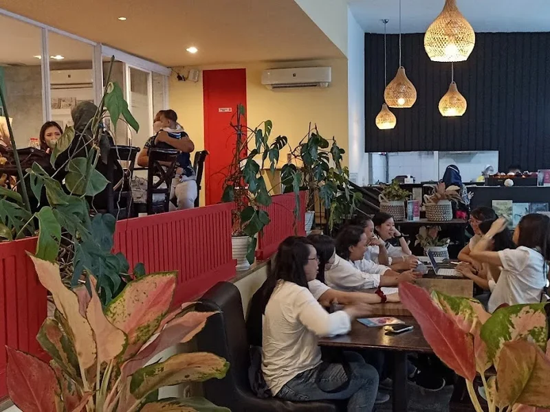 The Localist Coffee and Bistro Surabaya