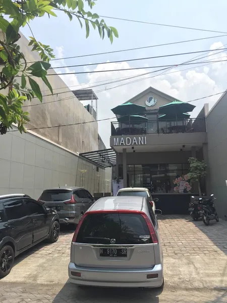 MADANI CAFE SURABAYA