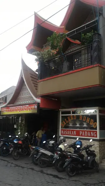 Masakan Padang Salero Bundo