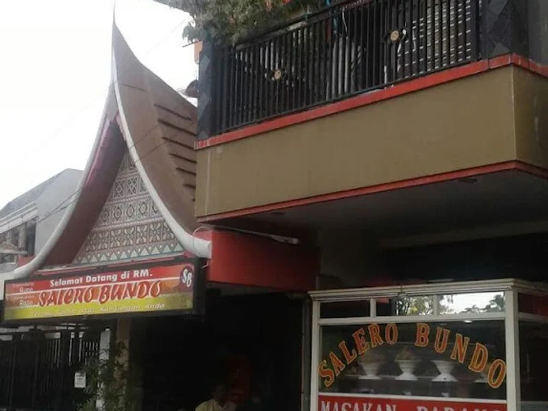 Masakan Padang Salero Bundo