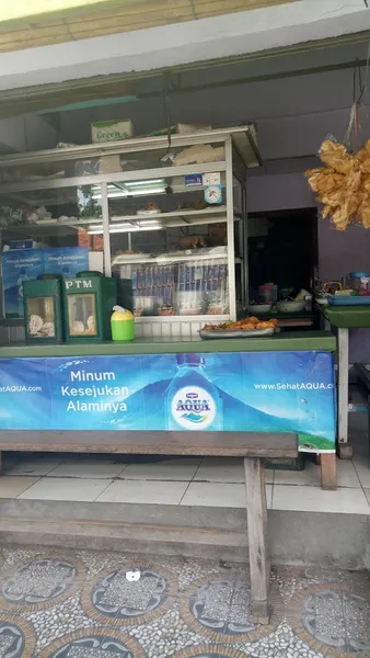 Warung Nyamleng "Bu Mimik"