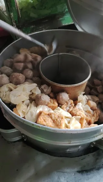 Bakso Cak JO dan Mie Pangsit SEDERHANA