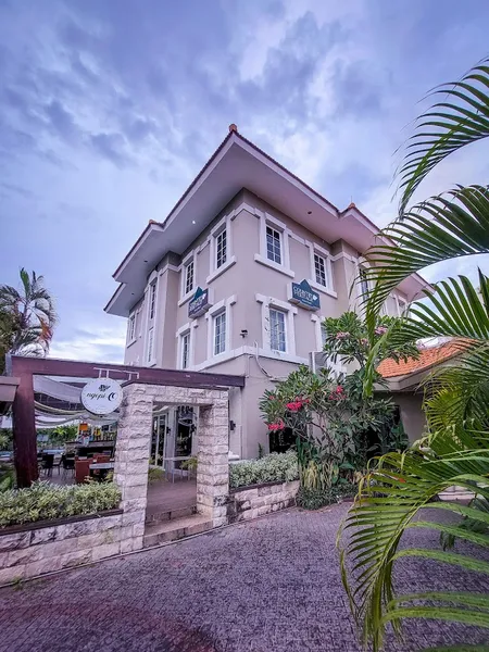 Country Heritage Resort Hotel