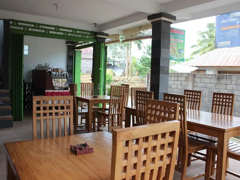 SEKUMPUL RESTAURANT & COFFEE SHOP